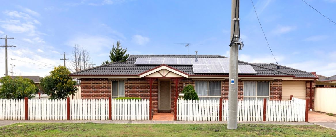 35 Roser Drive, Altona Meadows VIC 3028