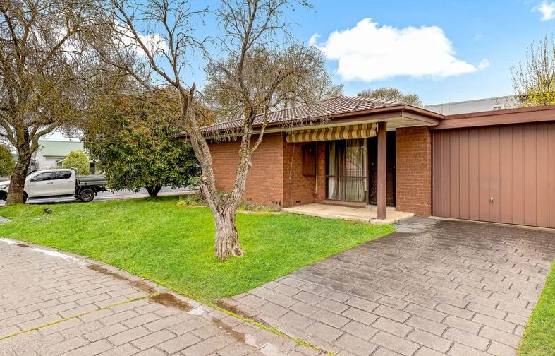 1/9 Mitchell Street, Kyneton, Vic 3444